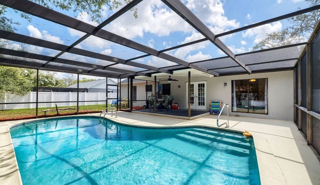 Private Pool Oasis/Clean & Spacious
