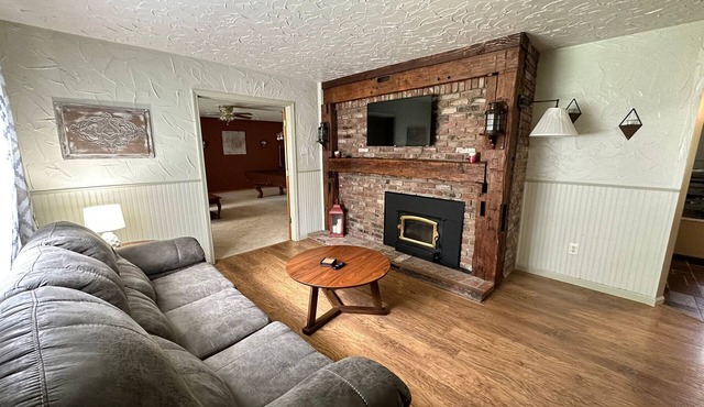 Private- Pool Table, SPIRE, Wine Country, GOTL