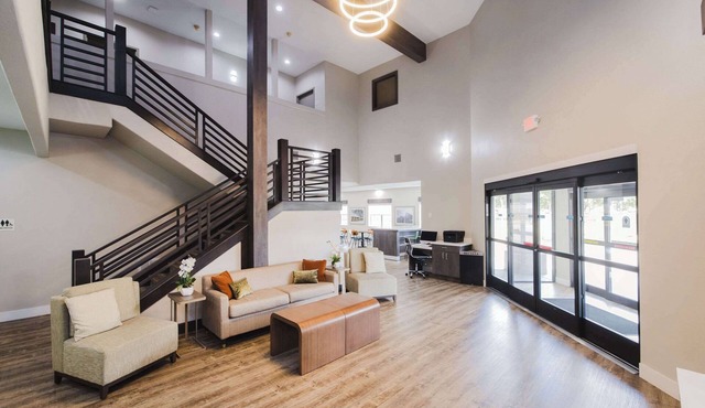 Quality Suites Houston Hobby Airport