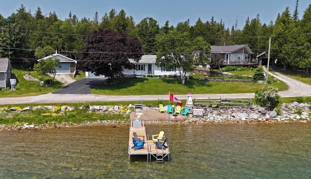 Quiet & Updated Waterfront Manitoulin Retreat with Beautiful View! Sleeps 6.