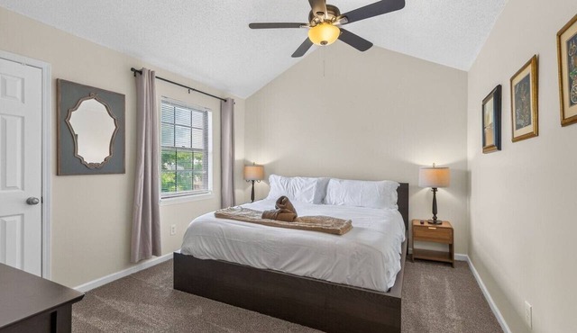 Remote Work Ready | 3BR | Google Fiber | Kings in Lee`s Summit