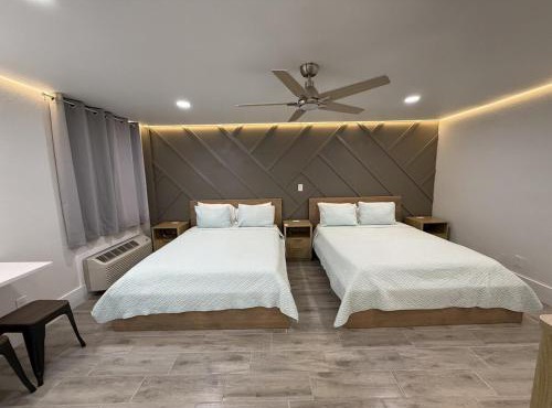 Renovated Beachfront Studio, New Kitchen, Pool