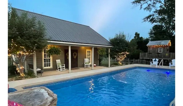 Resort-Style plus a Treehouse Sleeper in Ramer