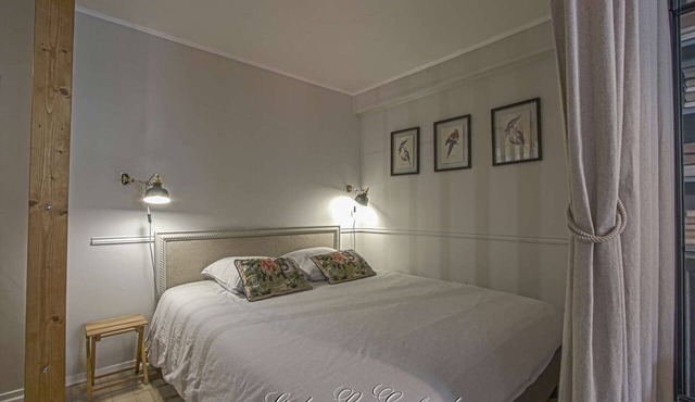 Romantic studio w/comfy bed & large btm 1mn-walk to Vieux Bassin - Studio Le Goéland ♥ in Honfleur