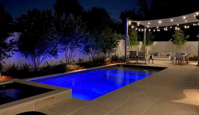 Royal Hideaway - Monthly Stays, Executives, and Military! Summer Deals!