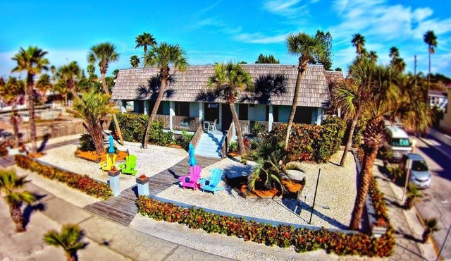 Sabal Palms Inn