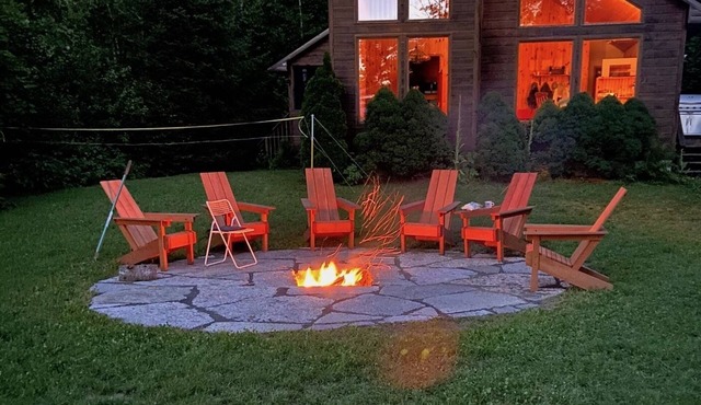 Scenic Paudash Lake Rental: Comfortable Cottage for Nature Lovers and Adventures