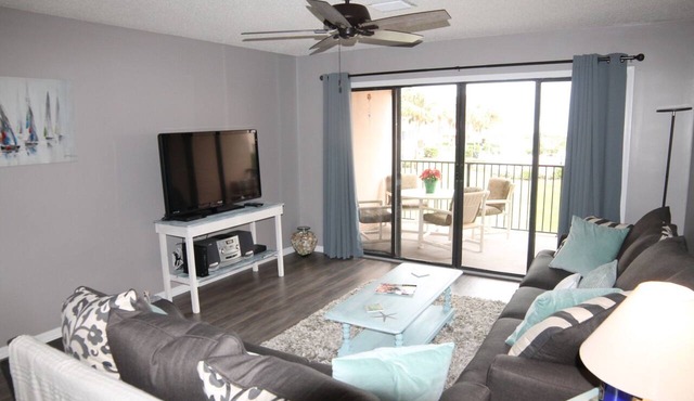 Sea Place 13239: Charming Beach Condo: 2 Bedrooms, Pools & Tennis Courts