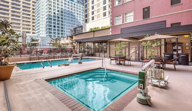 Seattle | Hotel Style City Stay | Gym + Walkable