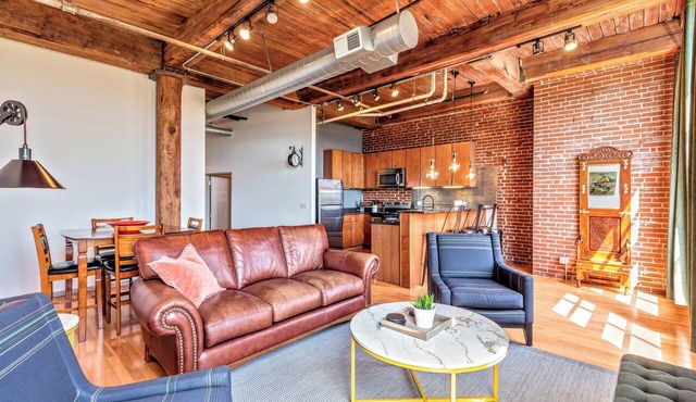 Secure Washington Ave Loft w W/D & Parking Available