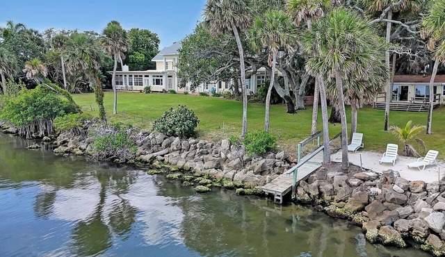 See Wildlife Daily 2bd/2ba Riverfront Entire Apt