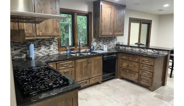 Spacious 2-bedroom country home on 17 wooded acres