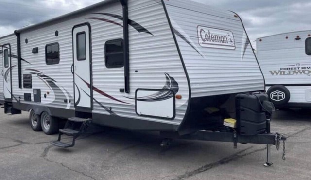 Spacious recreational vehicle in Cheyenne 2 bunks two sofa beds and one master