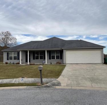 Spacious Valdosta Getaway