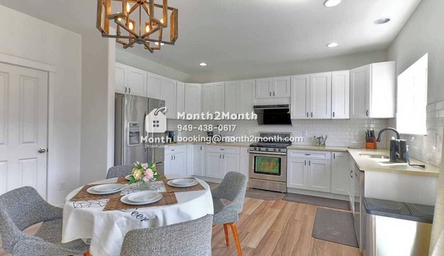Spacious Workspace｜1st Floor Bdr｜Patio With Furniture｜Backyard For Dogs #41847 in Bothell