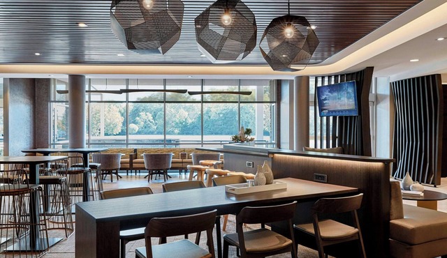 Springhill Suites By Marriott Madison Fitchburg