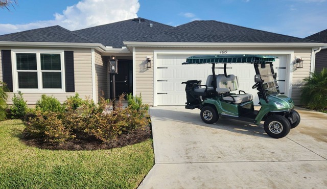 St. John's, 3 bdrm, 2 bath, 2022 built home. 10% off military, breast cancer