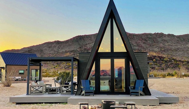 Stardust Big Bend Luxury A-Frame#1 with a fab view