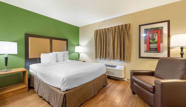 Studio 6 Corporate Extended Stay Indianapolis, IN - North Carmel