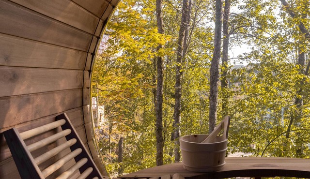 Stunning modern chalet nestled in the breathtaking Laurentian mountains.