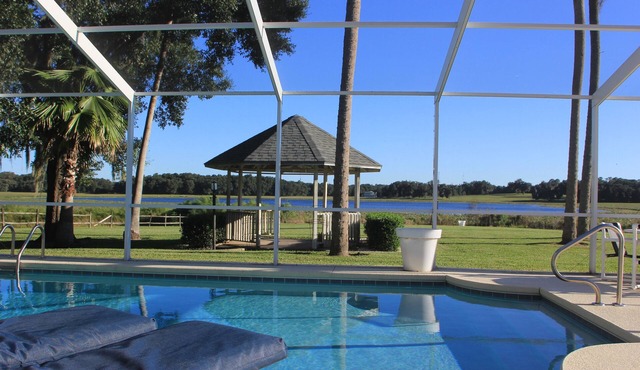 Stunning views, private pool Villa Durieux