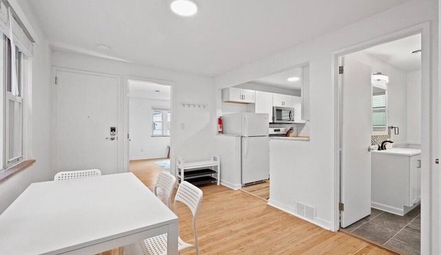 Stylish & Modern 2Bd Apt in Millvale/Lawrenceville