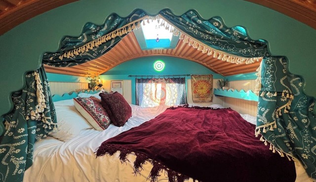 Sundancer Dream Wagon with Hot Springs Access
