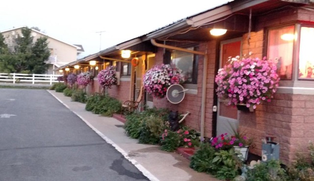 Swiss Mountain Motel in Thayne