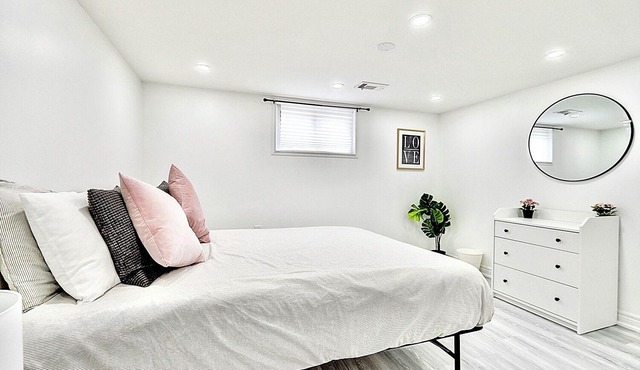 THE CENTRAL OASIS | Beautifully Designed Private 3 Bedroom