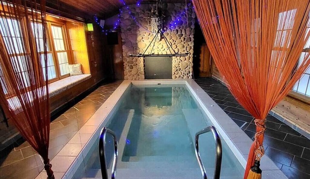 The Coolest Vacation Home Rental Ever! (a Must See) in Green Lake