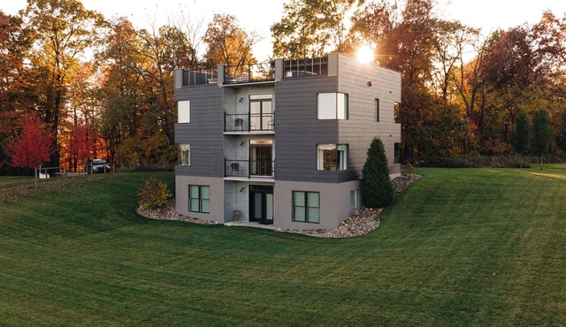 The Dwelling Apt 1 | Rooftop Terrace w/Kitchen + Fire Pit!