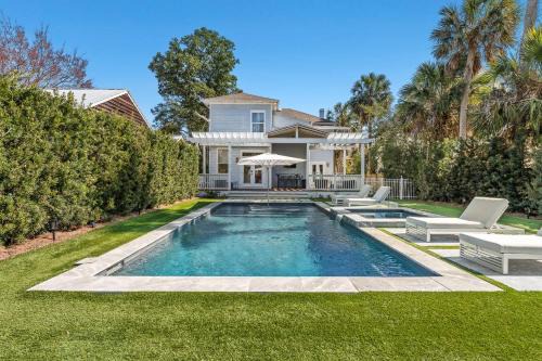 The Fitzgerald Mansion l Luxury l Pool & Spa
