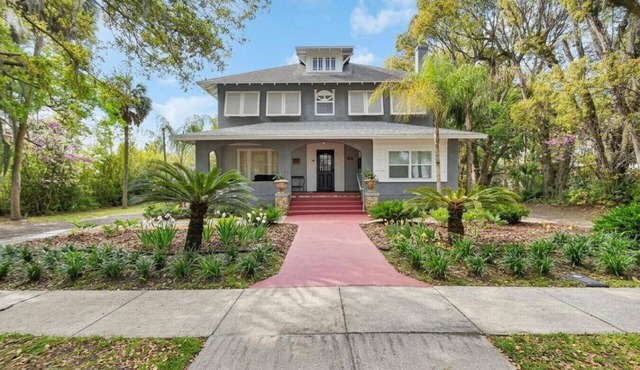 The Heritage | Beautifully Restored 2BR 2BA Flat Steps from Stetson & Downtown