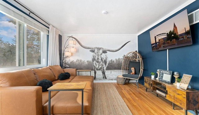The Longhorn Hideout