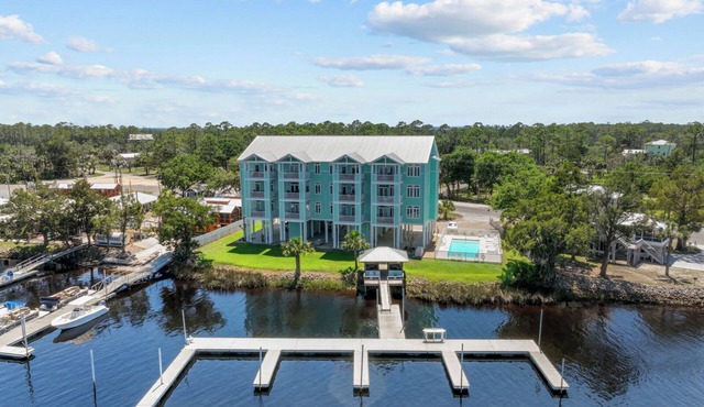 The River Shack - Rivers Edge Condo 3D, Bldg 2 - Assigned Boat Slip & Pool!