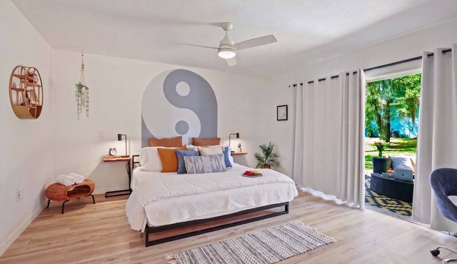 The YinYang | King Bed Workspace Full Kitchen