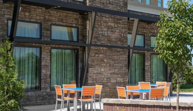 This modern room is the closest and most convenient to the Quad City !