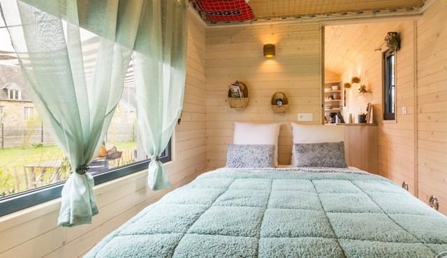 Tiny House with AC - 2 guests