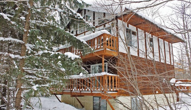 Trailside Home on Powderhorn Mountain with A Sauna and Hot Tub