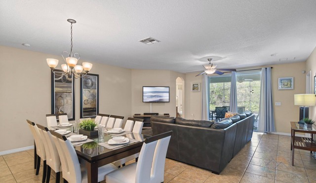 Tranquil Terrace - Family Friendly - 10 Minutes to Disney!