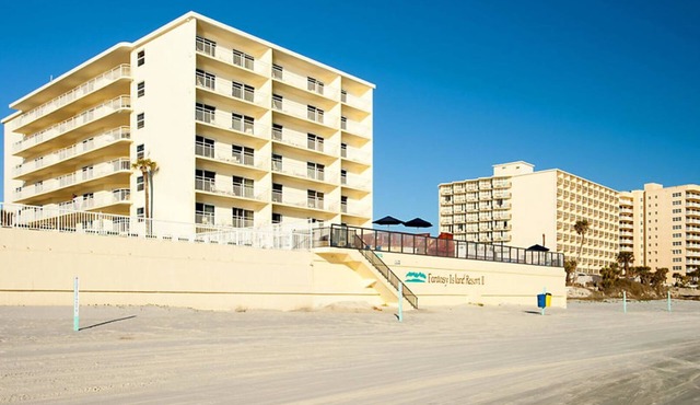 Two Bedroom, Luxury Condo, Daytona Beach, FL (3213285)