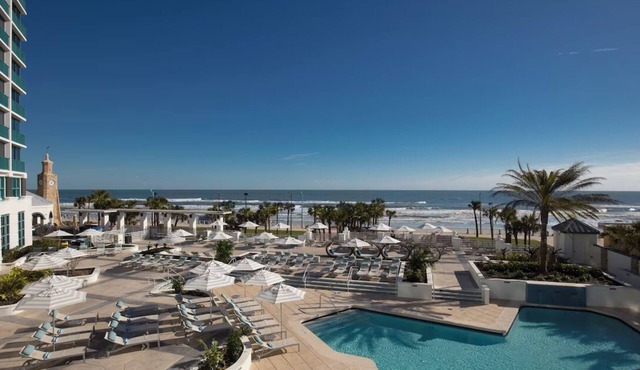 Two Pet-friendly Accommodations Near Daytona Beach, with Outdoor Swimming Pool!
