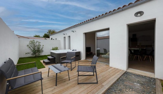 Un cocon climatisé avec jacuzzi
