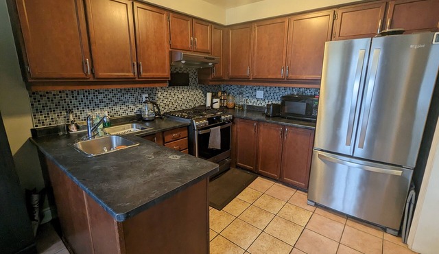 Very close to Highway 410 (2 min. drive) & Bramalea City Center (7 min. drive)