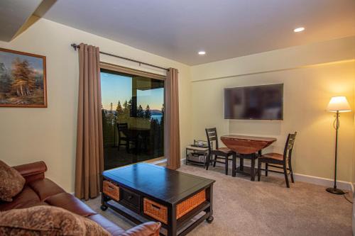 Weathertop By Hauserman Rentals