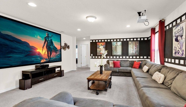 Windsor Westside Resort 6 Bedroom Home with Game Room