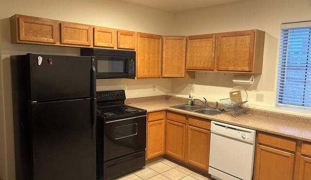 Wonderful apartment with WiFi in charming Eagle, overlooking the Eagle River.