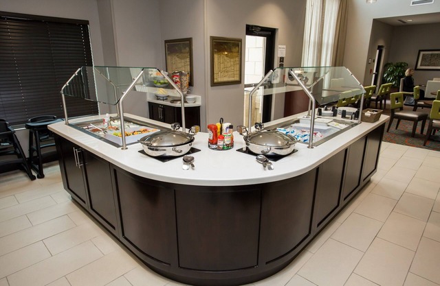 King Studio | Free Daily Breakfast, Indoor Pool, Gym Access