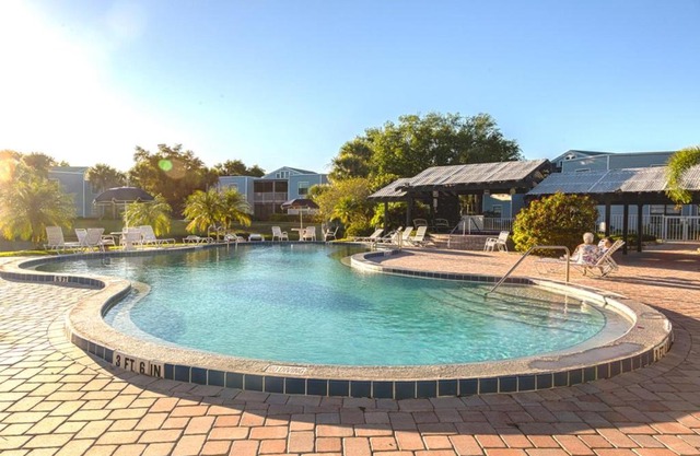 Southpointe Condo #231704