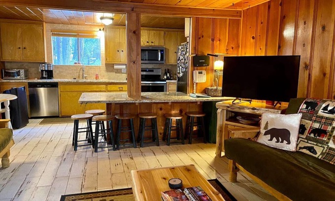 Bass Lake House | Bear’s Lair Cabin, Willow Cove, Bass Lake